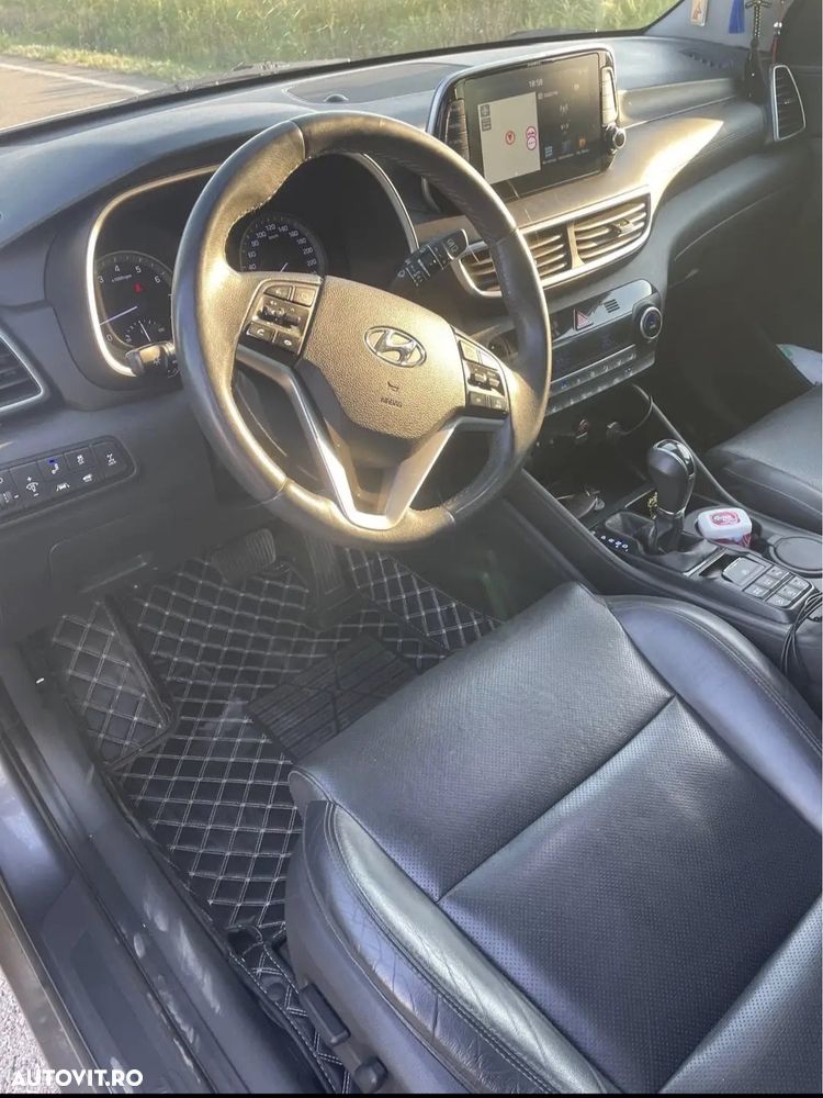 Hyundai Tucson 1.6 T-GDi 4WD 7DCT Luxury - 8