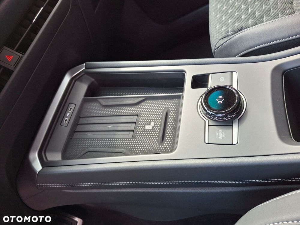 Volkswagen T-Roc 1.5 TSI R-Line DSG - 14