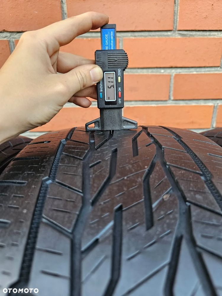 (O177) 225/55R18 98V 5-5,4mm 18r / Continental ContiCrossContact LX2 - 8