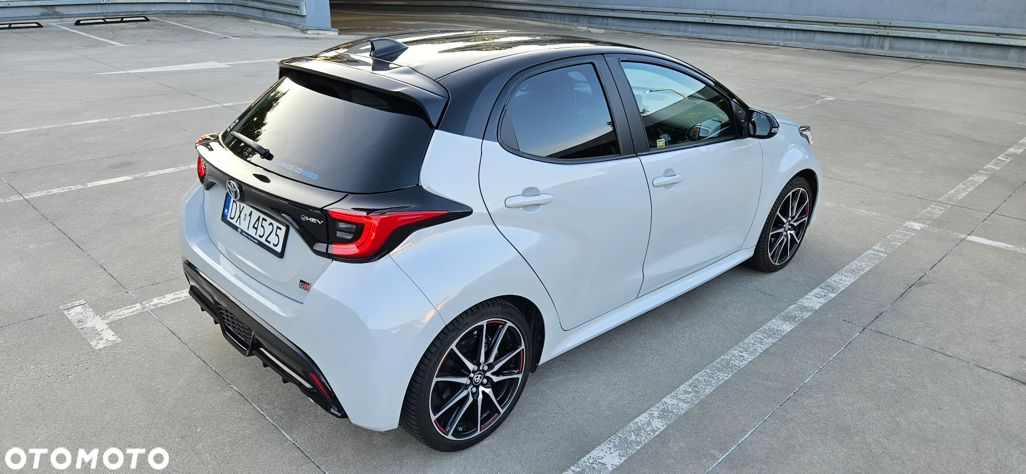 Toyota Yaris Hybrid 1.5 GR Sport - 14