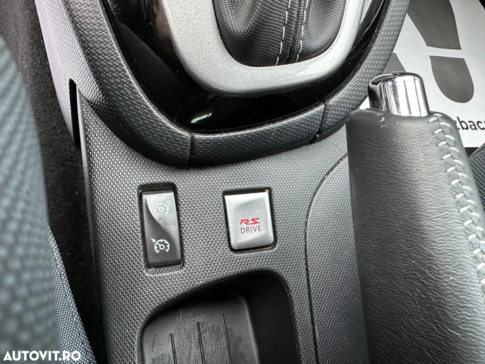 Renault Clio TCe 120 EDC GT - 27