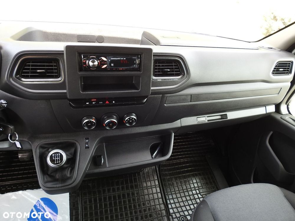 Renault MASTER PLANDEKA 10 PALET WEBASTO TEMPOMAT KLIMATYZACJA LEDY  165KM - 34