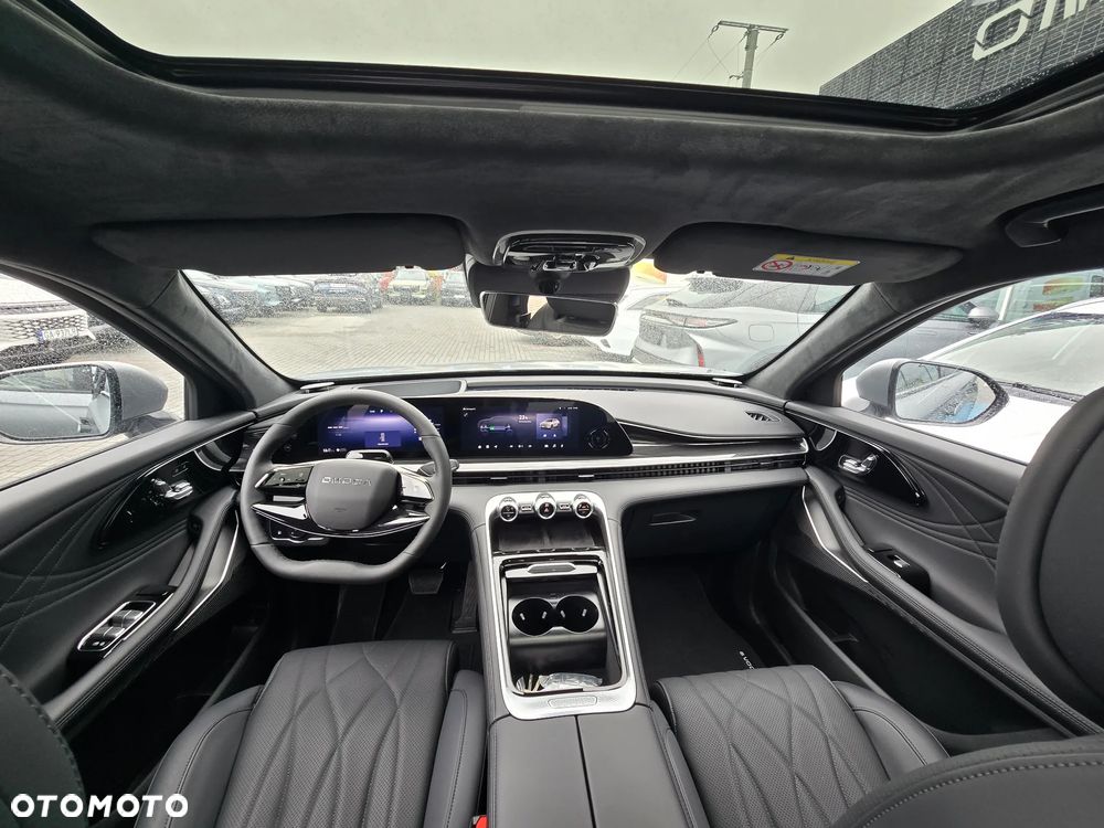 Omoda 9 1.5 Super Hybrid Exclusive AWD - 33