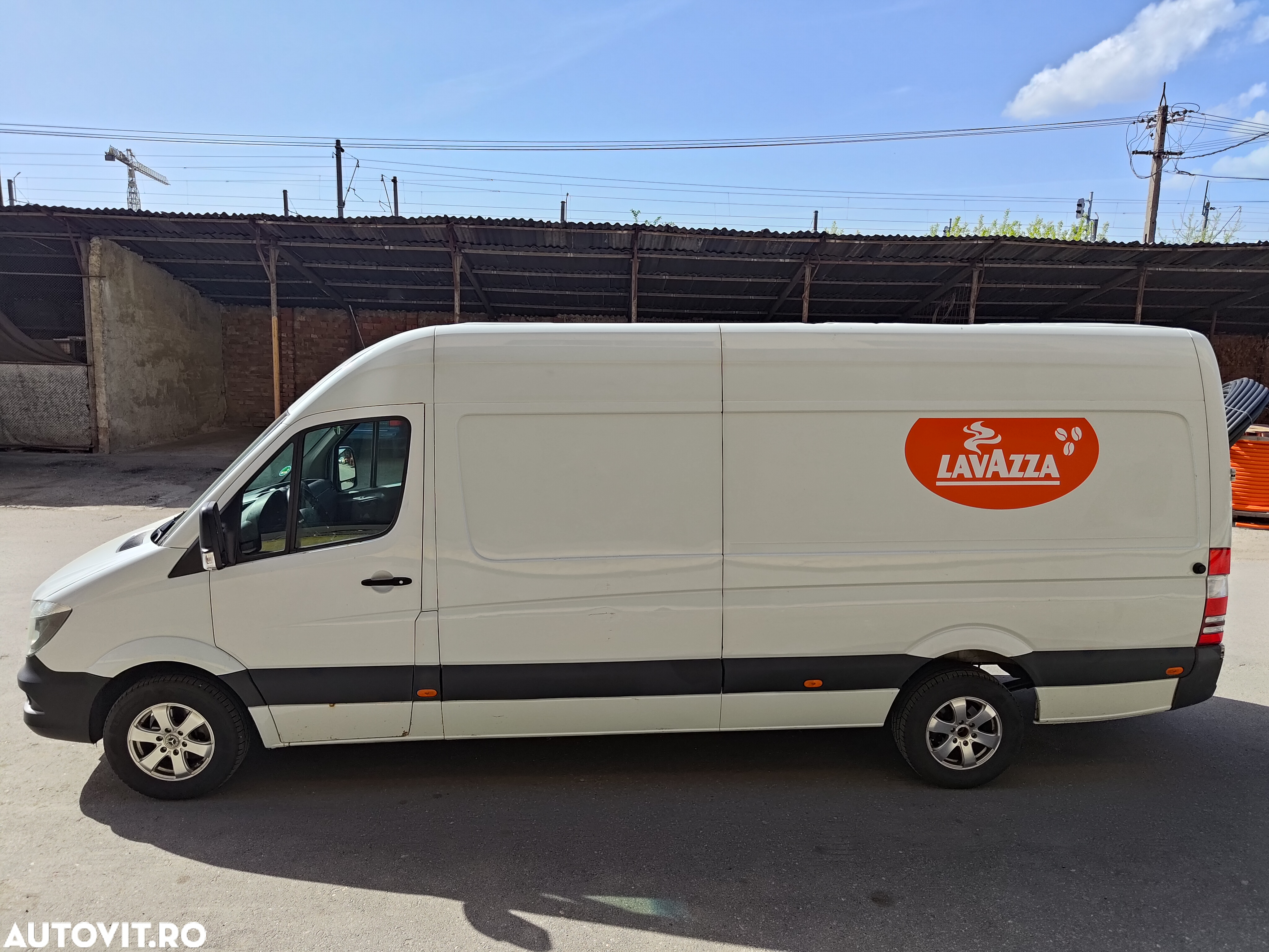 Mercedes-Benz Sprinter - 4