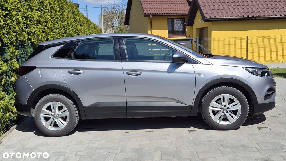 Opel Grandland X 1.6 T Elegance S&S - 22
