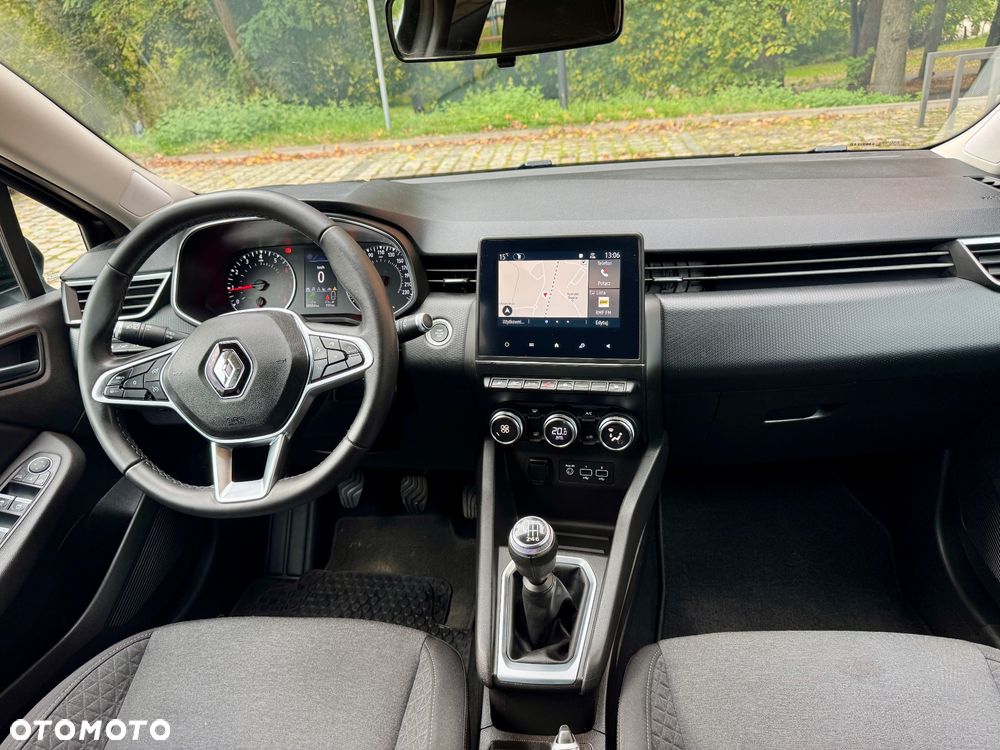 Renault Clio - 17