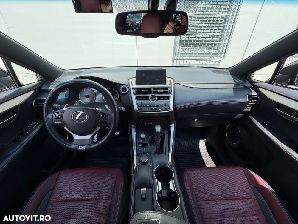 Lexus Seria NX 300h AWD F Sport - 10