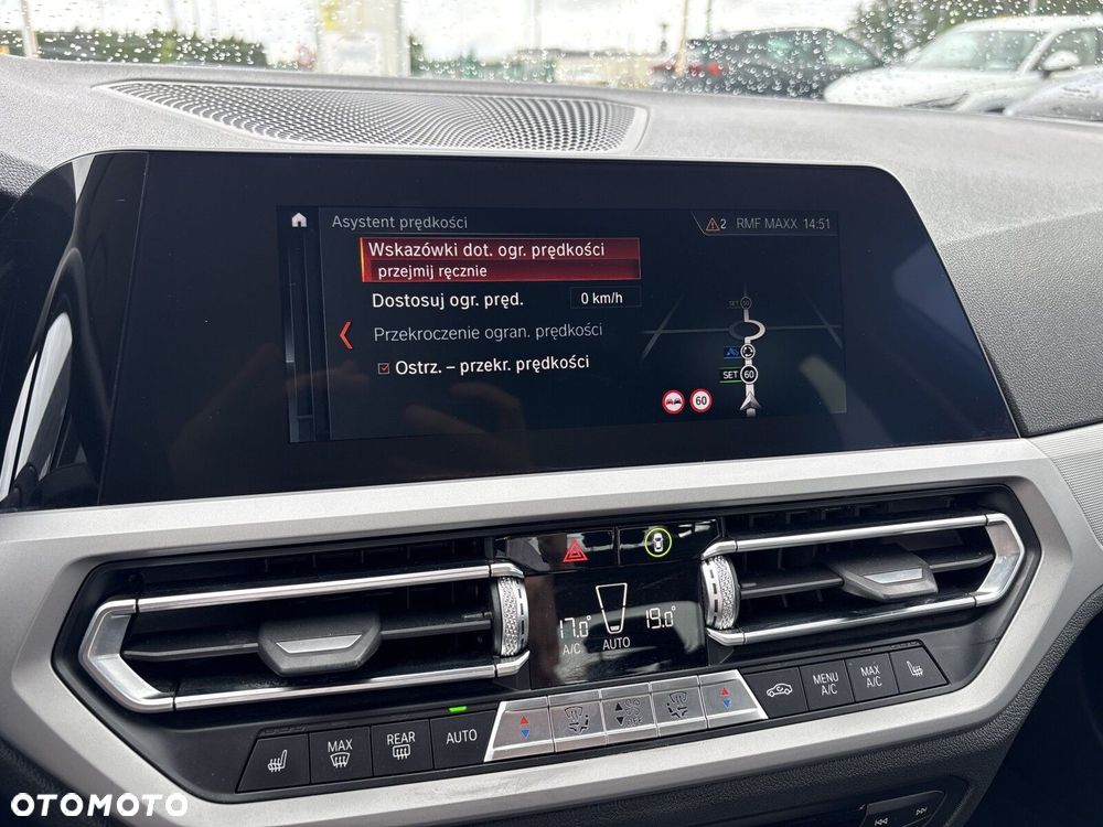 BMW Seria 3 318i - 30