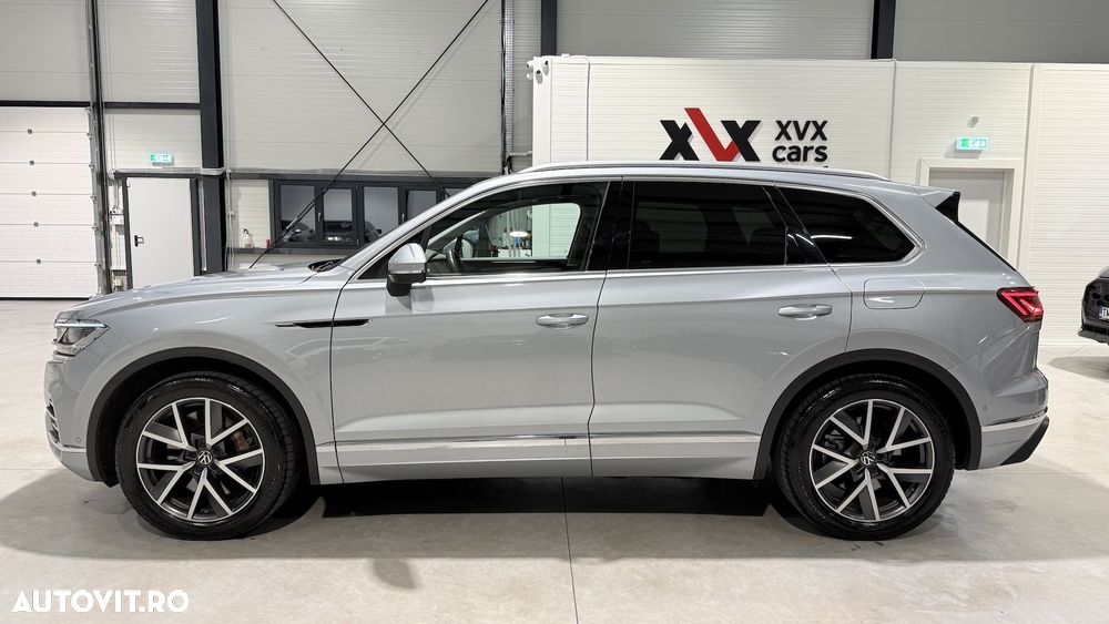 Volkswagen Touareg 3.0 V6 e-Hybrid 4Motion Aut. Elegance - 12