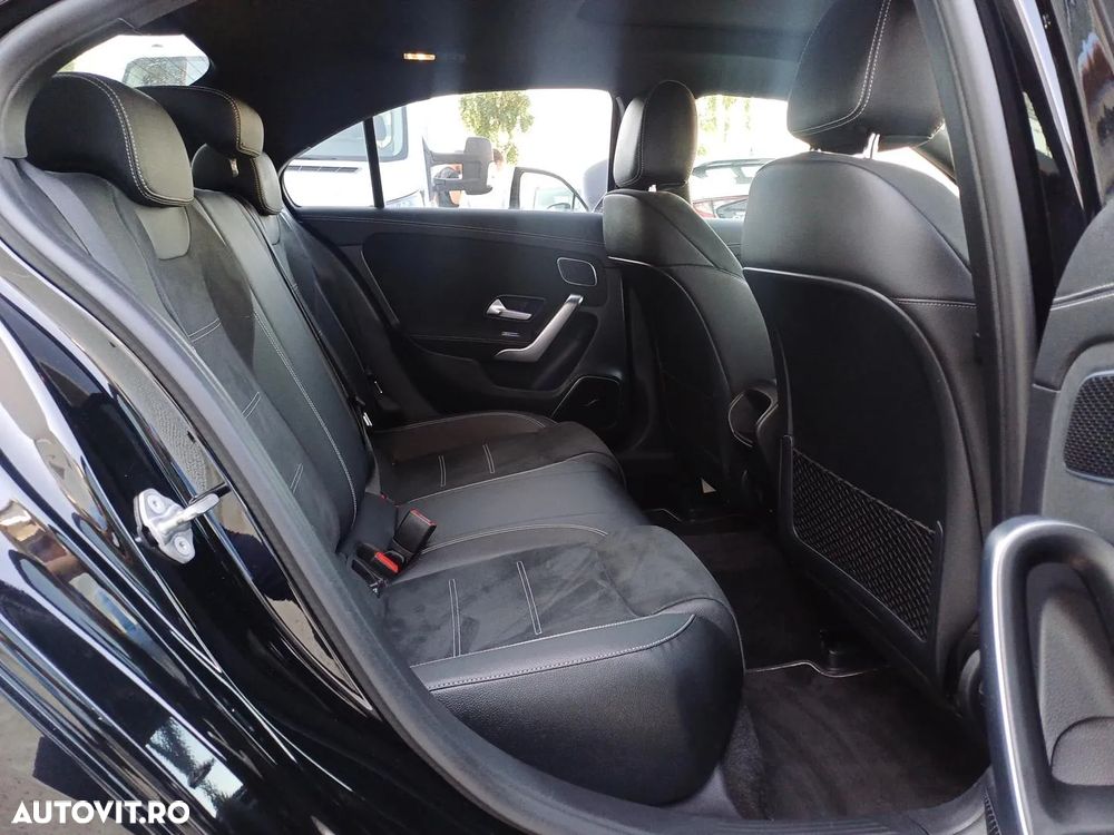 Mercedes-Benz A - 22