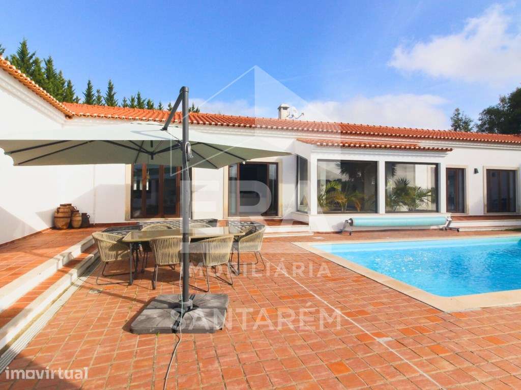 Moradia T4 com Piscina e Sauna - Grande imagem: 3/20
