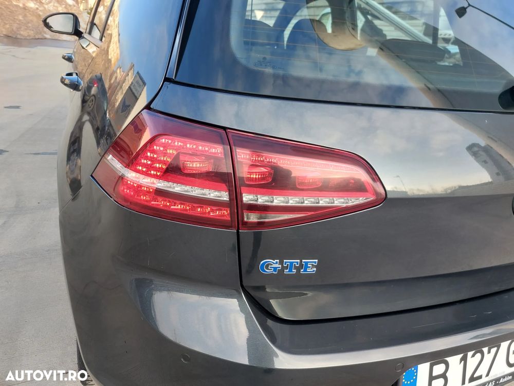 Volkswagen Golf - 16