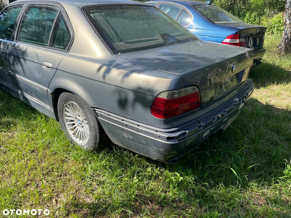 BMW Seria 7 - 7