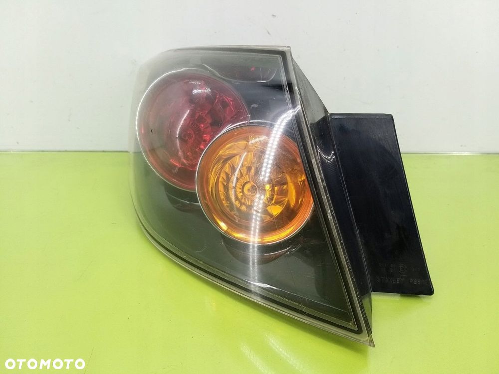 Lampa lewa tylna tył Mazda 3 I HATCHBACK 2003-2006 PRZED LIFT - 1
