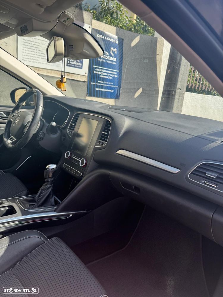 Renault Mégane ENERGY dCi 130 Start & Stop Bose Edition - 13
