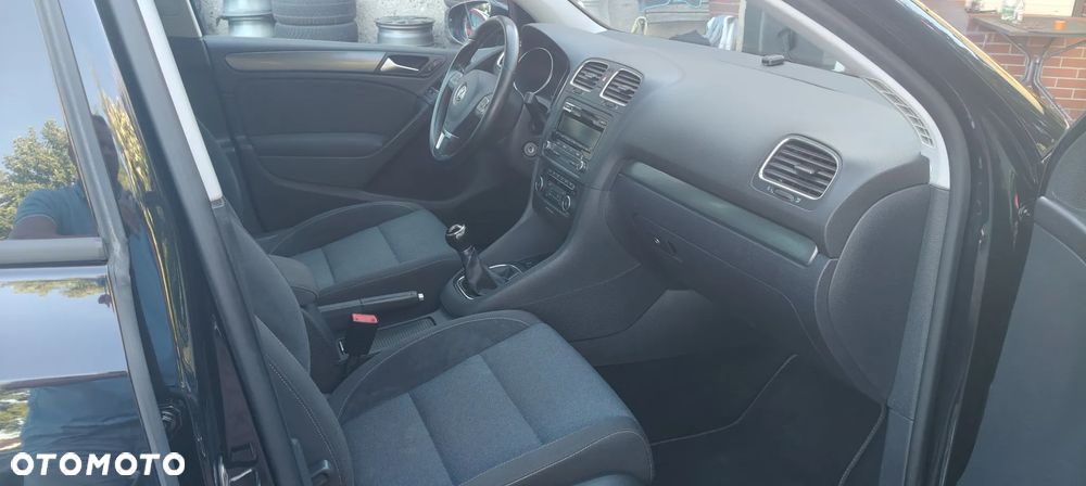 Volkswagen Golf 1.2 TSI BlueMotion Technology MATCH - 32