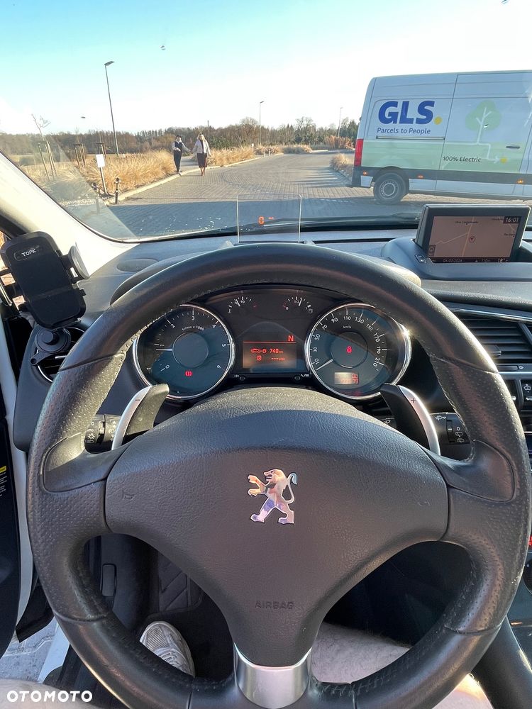 Peugeot 3008 HDi FAP 110 EGS6 Tendance - 12