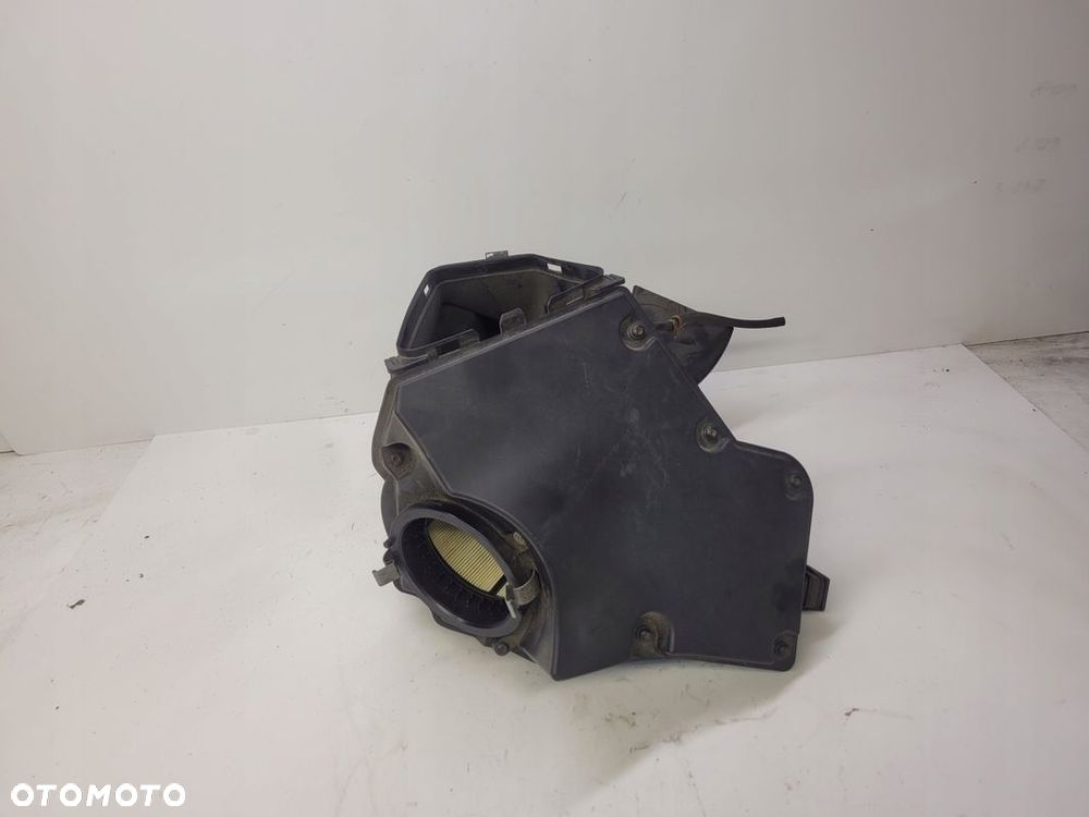 OBUDOWA FILTRA POWIETRZA AUDI A4 A5 Q5 8K0133837B - 5