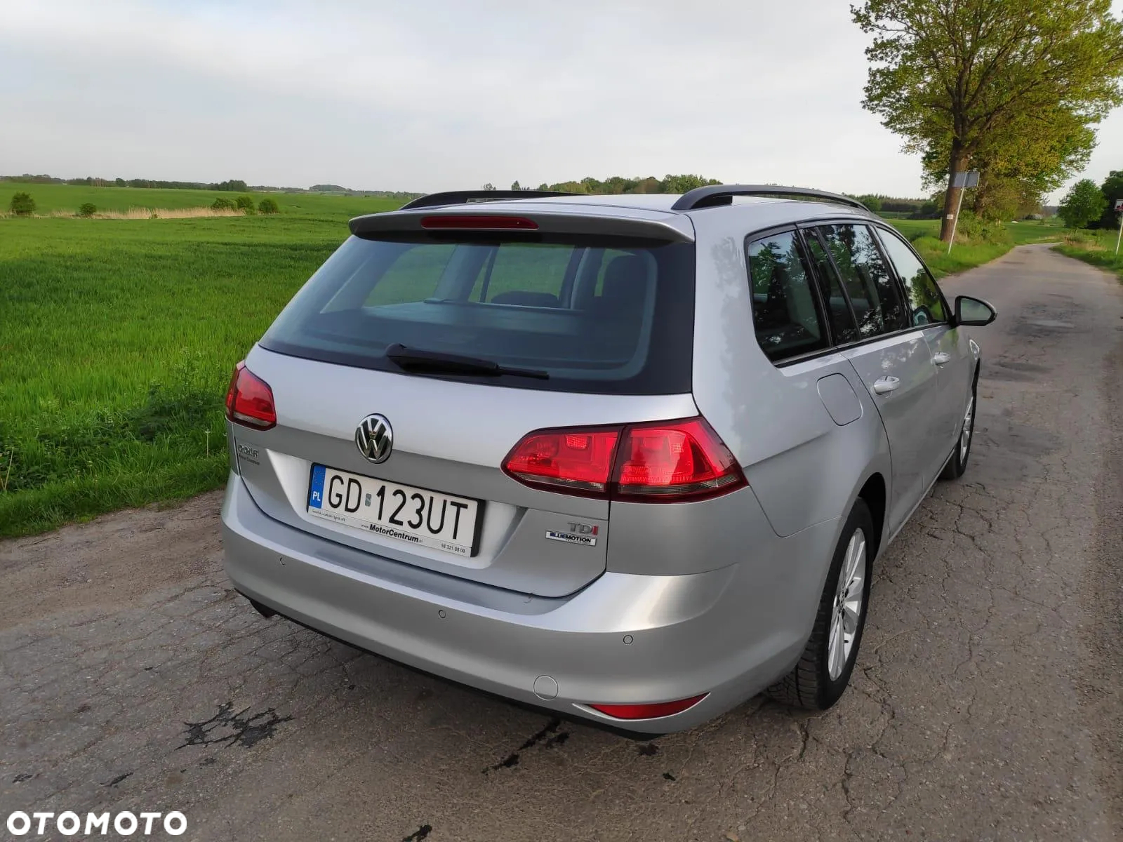 Volkswagen Golf VII 1.6 TDI BMT Trendline DSG - 11