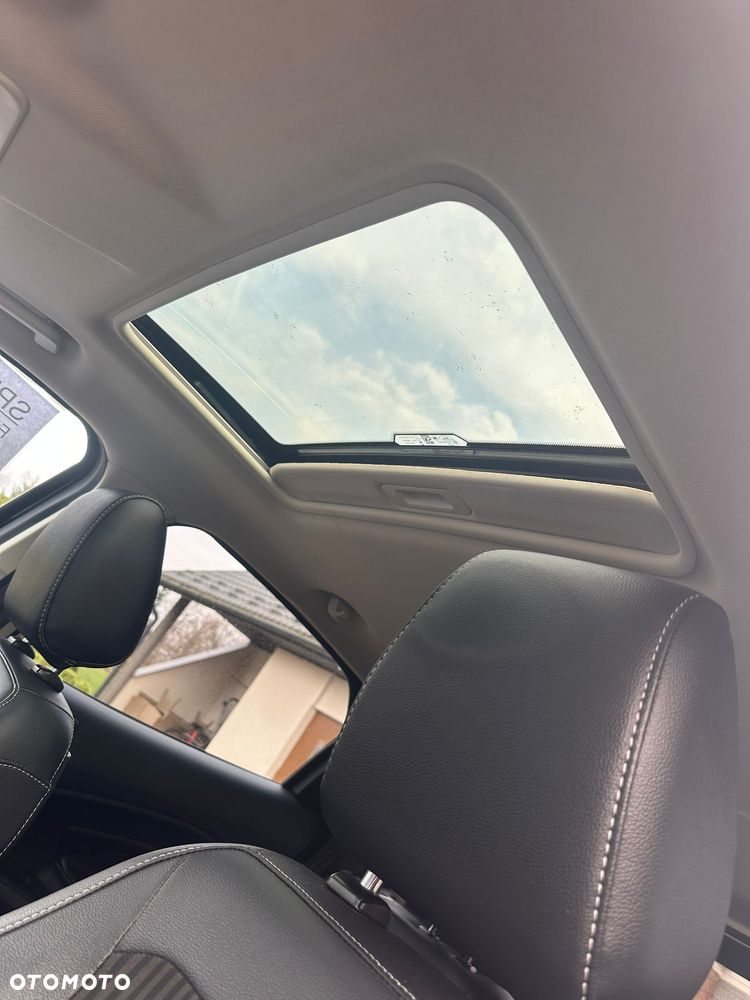 Ford Inny ver-1-0-ecoboost-st--line - 11