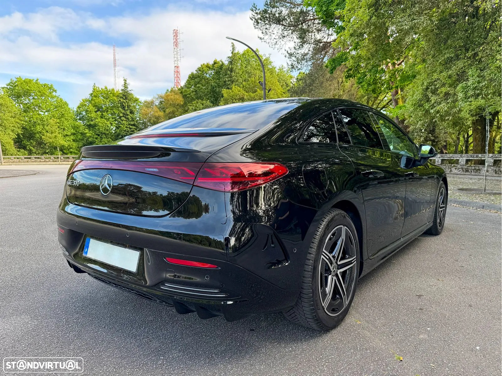Mercedes-Benz EQE 300 AMG Line - 6
