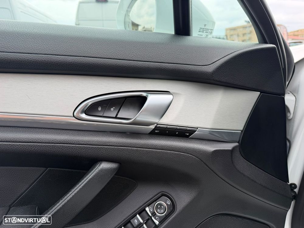 Porsche Panamera Edition - 38