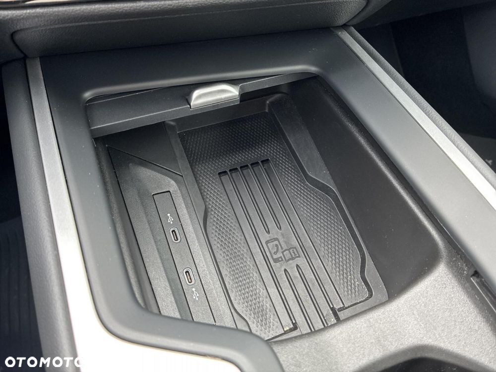 Volkswagen Passat - 26