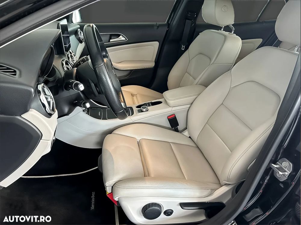 Mercedes-Benz GLA 200 d 7G-DCT Urban - 9