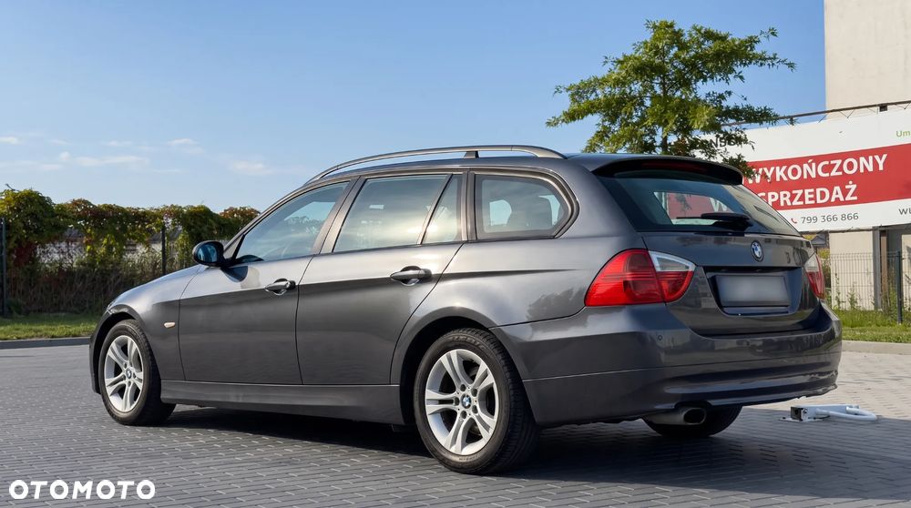 BMW Seria 3 320d - 5