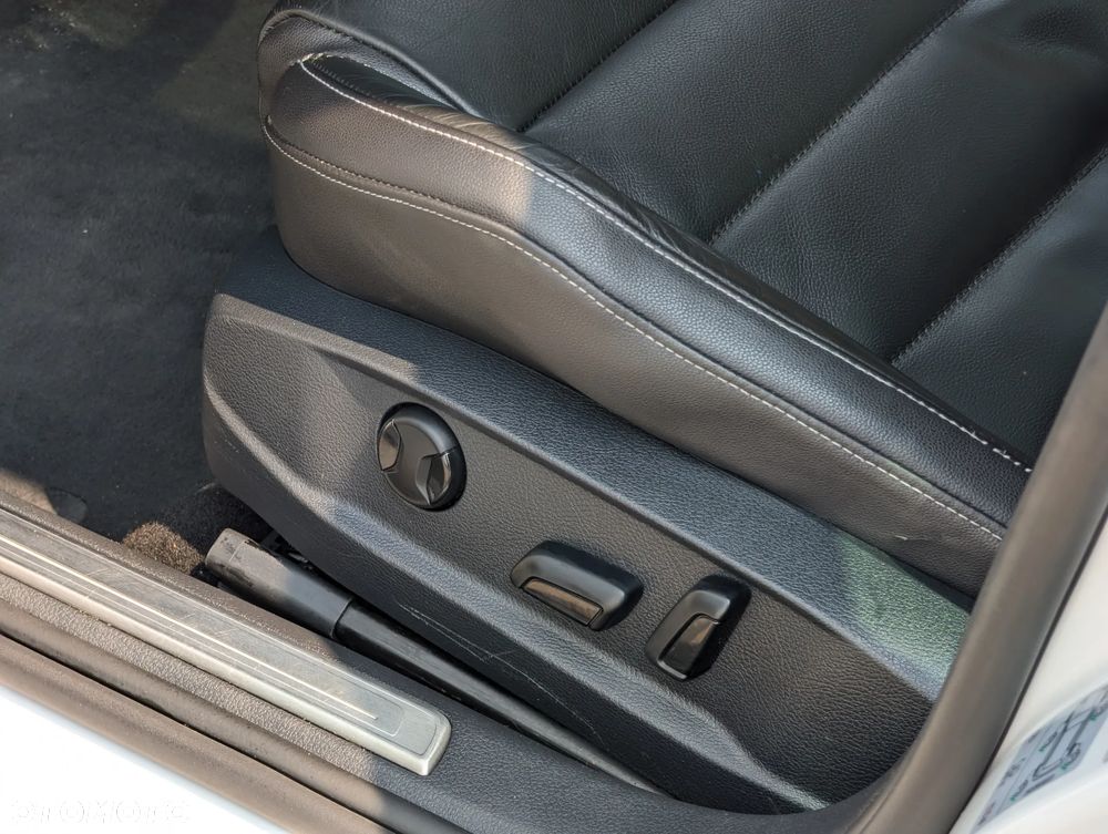Volkswagen Golf GTD (BlueMotion Technology) DSG - 36