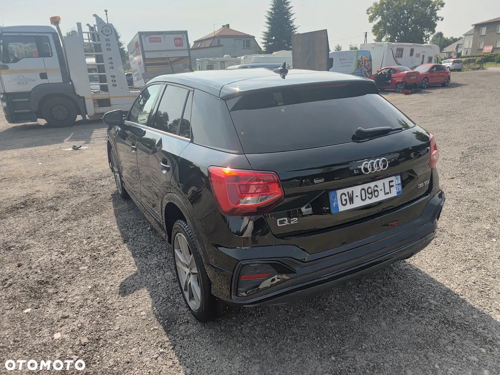 Audi Q2 35 TDI S tronic sport - 7