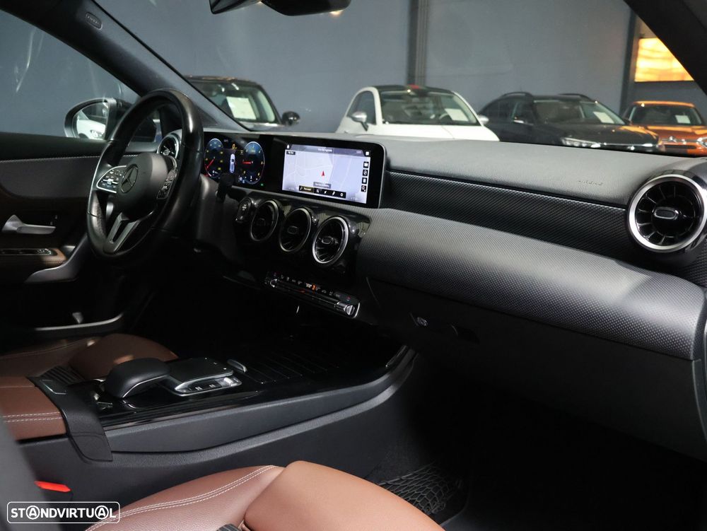 Mercedes-Benz A 180 d Style Plus Aut. - 6