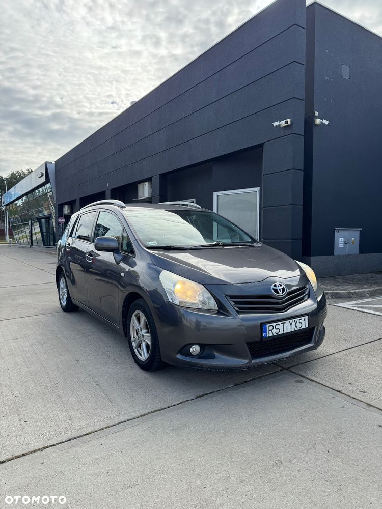 Toyota Verso 2.0 D-4D Sol 7os - 3