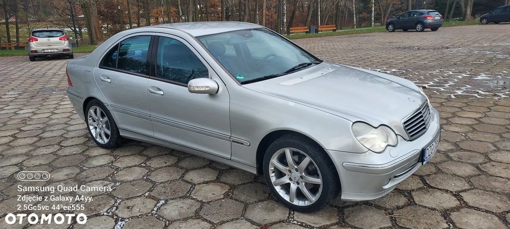 Mercedes-Benz Klasa C 200 Kompressor Avantgarde - 4