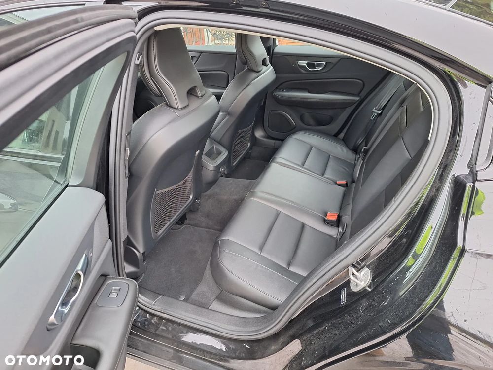 Volvo S60 - 11