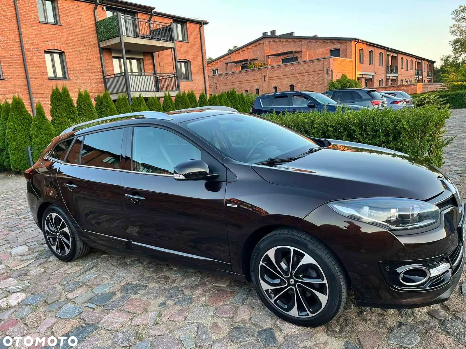 Renault Megane Grandtour ENERGY TCe 130 Start & Stop Bose Edition - 1