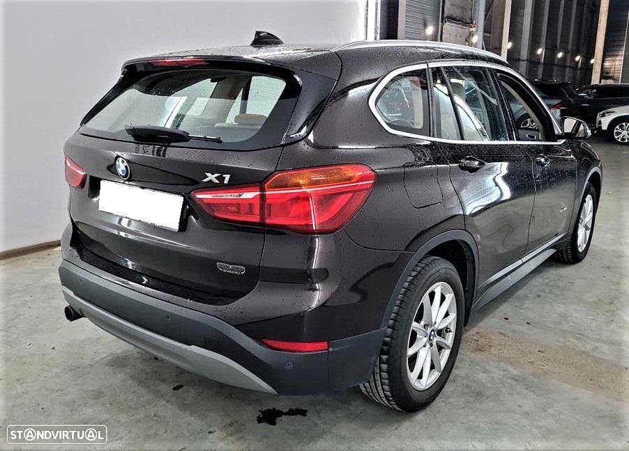 BMW X1 16 d sDrive Line Sport - 2