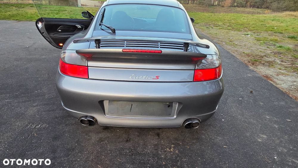 Porsche 911 - 4