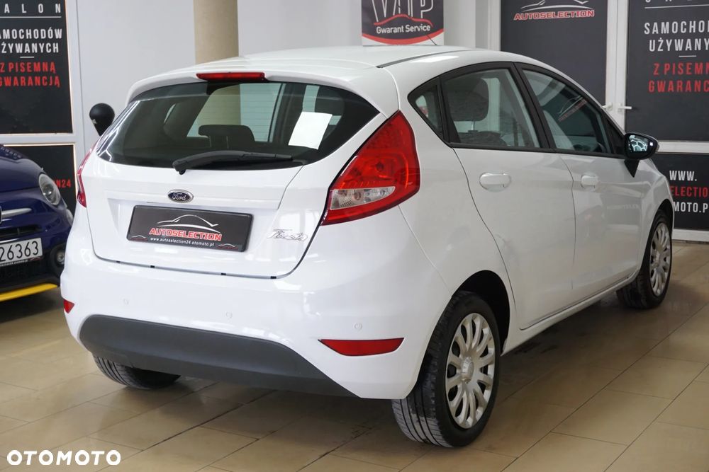 Ford Fiesta 1.4 Champions Edition - 6