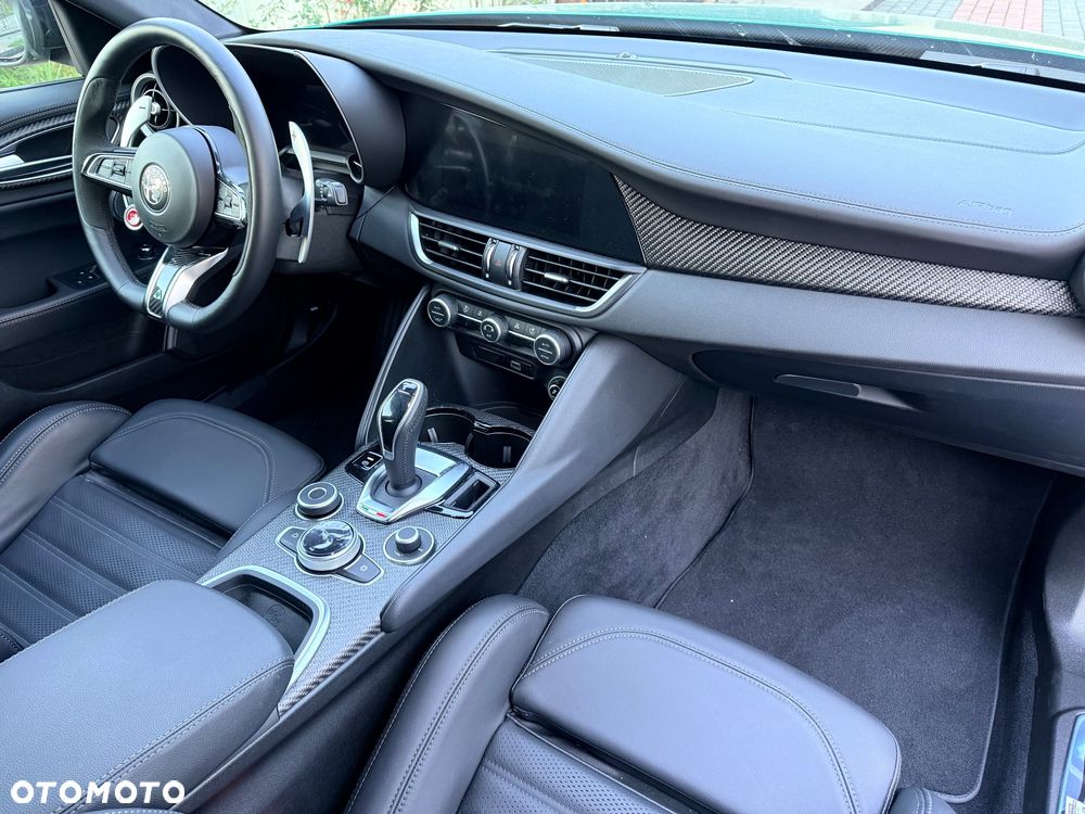 Alfa Romeo Giulia 2.9 Bi Turbo V6 Quadrifoglio - 9