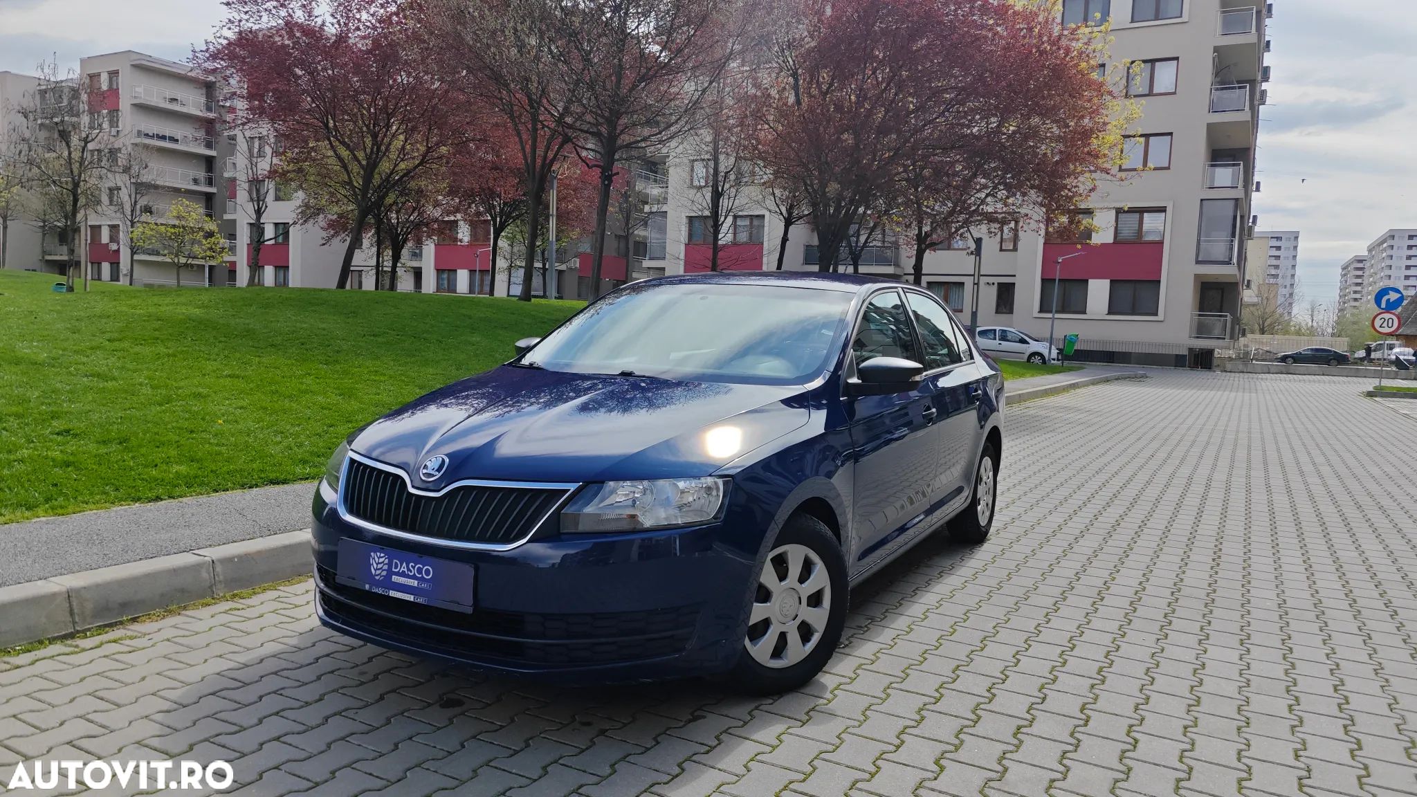 Skoda RAPID 1.2 TSI Active - 1