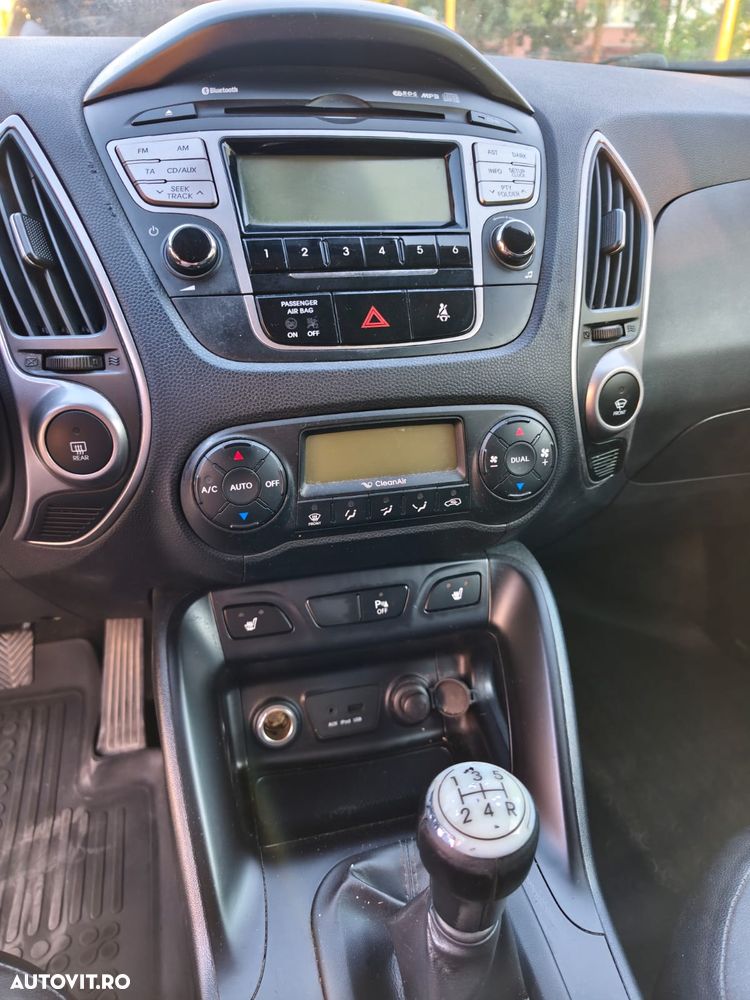 Hyundai ix35 2.0 MPI 4WD GLS Syle - 9