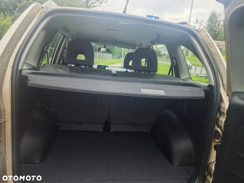 Toyota RAV4 D-4D 4x4 - 8