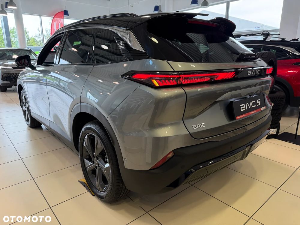 BAIC 5 Beijing 1.5T Comfort DCT - 7