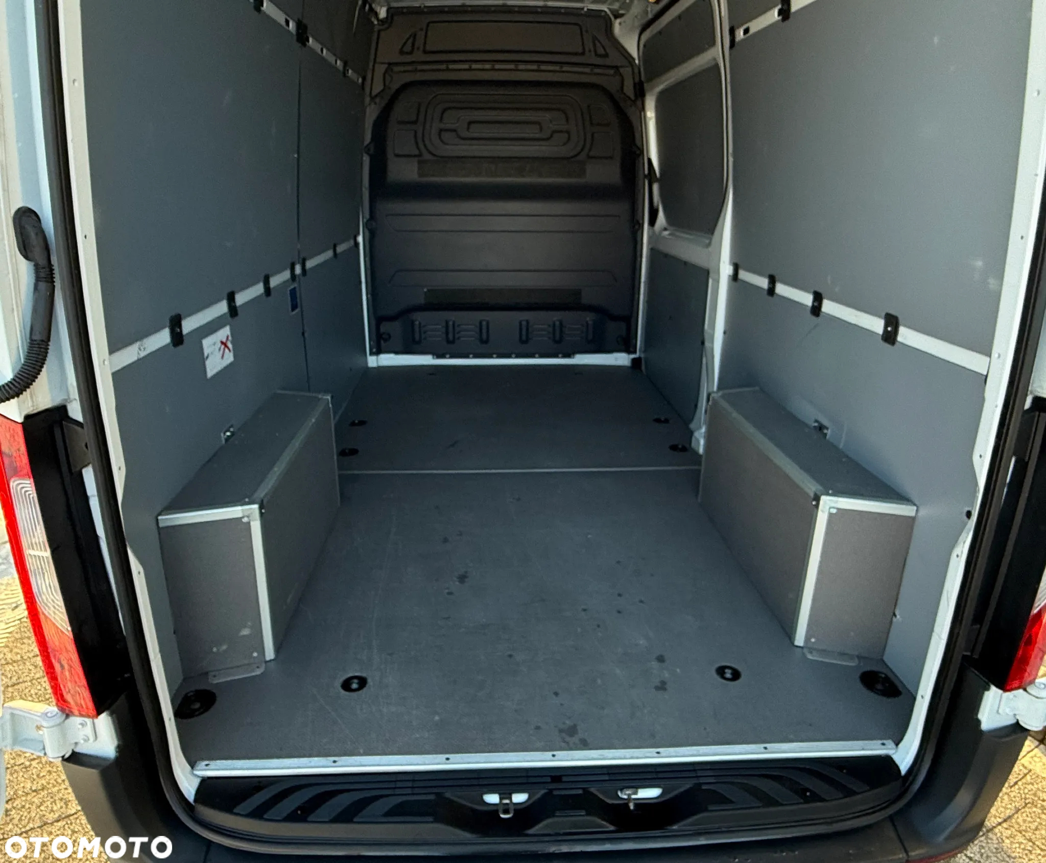 Mercedes-Benz L2H2 SALON PL. 84 tys. km! Stan idealny! - 6
