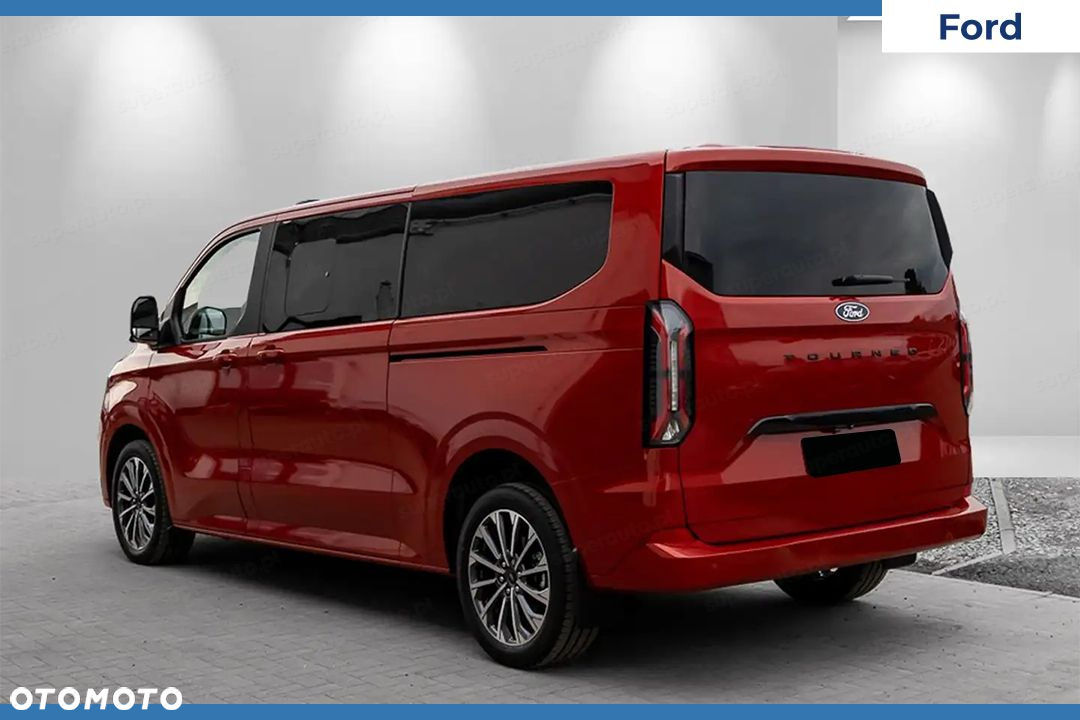 Ford Tourneo Custom - 6