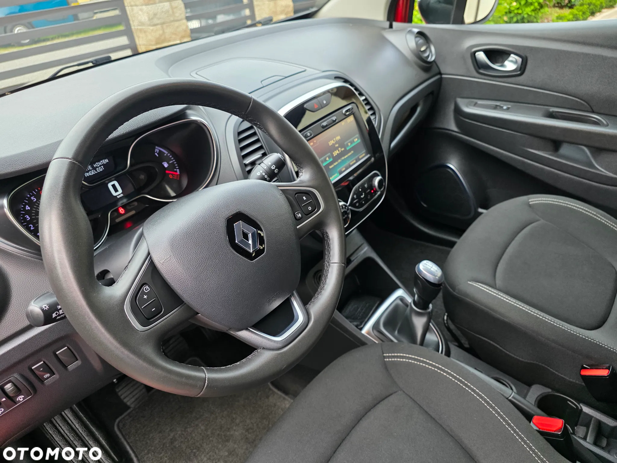 Renault Captur - 23