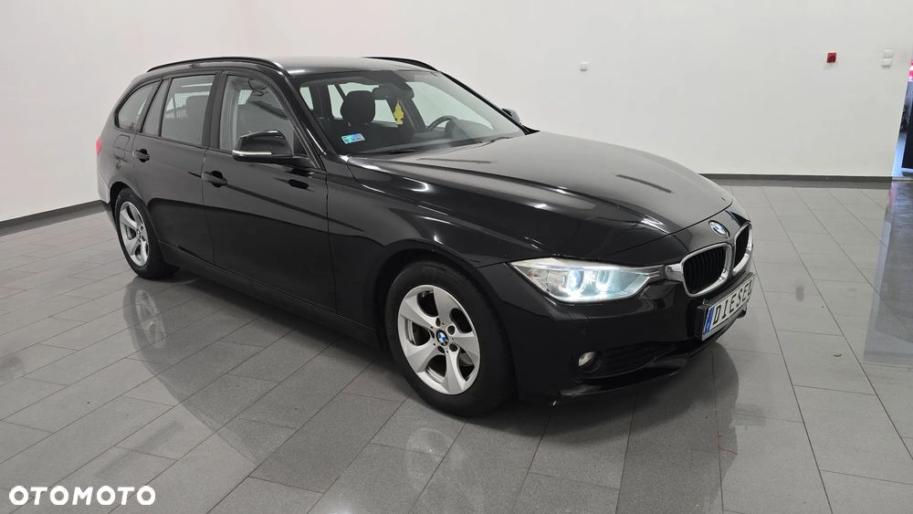 BMW Seria 3 320d Efficient Dynamics Luxury Line - 2
