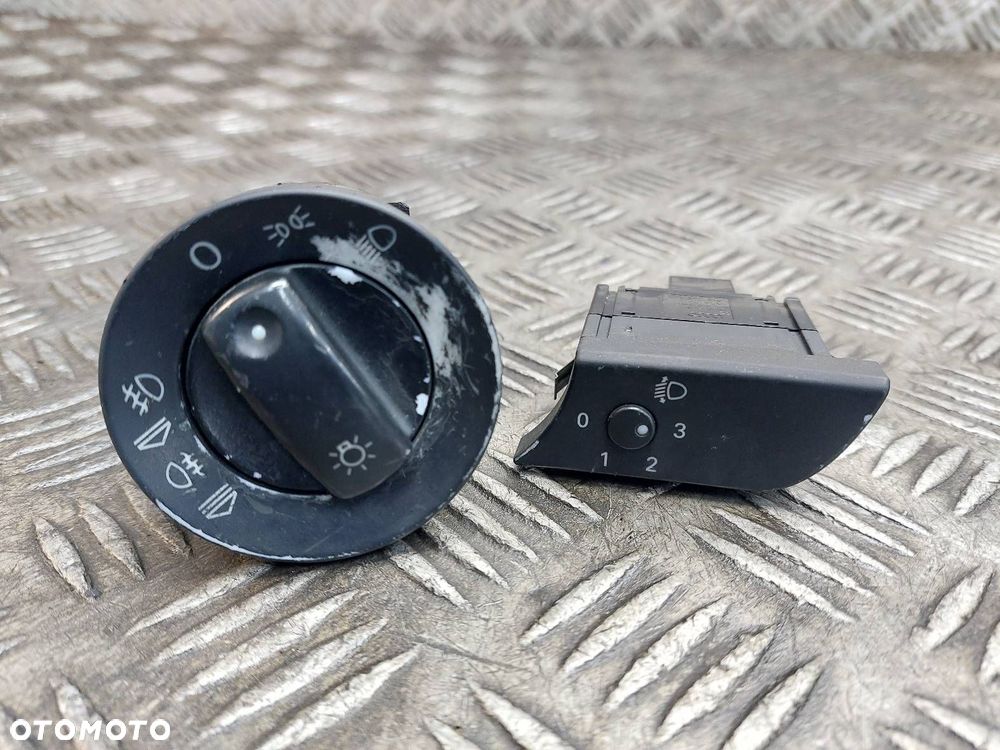 PRZEŁĄCZNIK ŚWIATEŁ AUDI A4 B7 8E0941531C 8E1919094 - 1