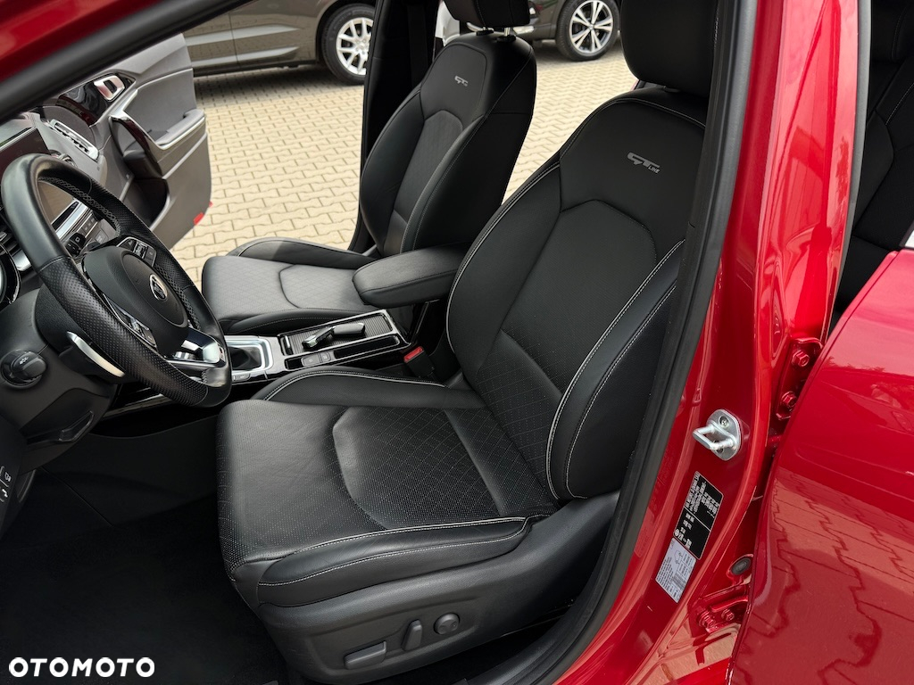 Kia ProCeed 1.4 T-GDI GT Line DCT - 31